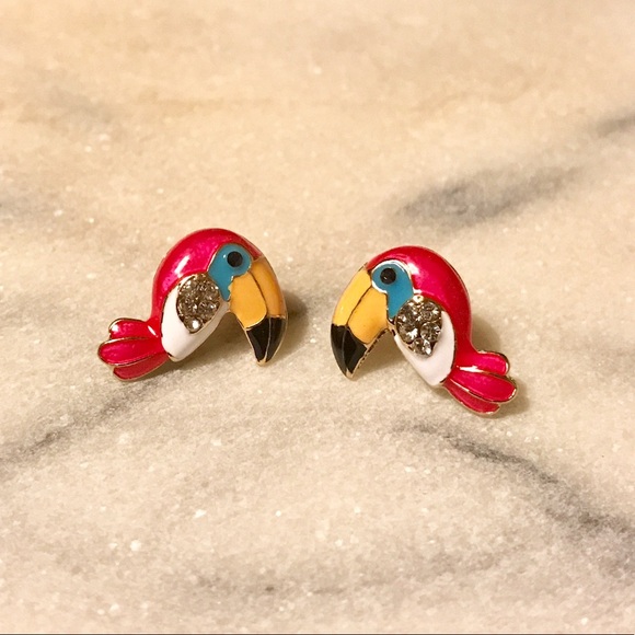 WILA Toucan Tropical Stud Earrings - Picture 3 of 5